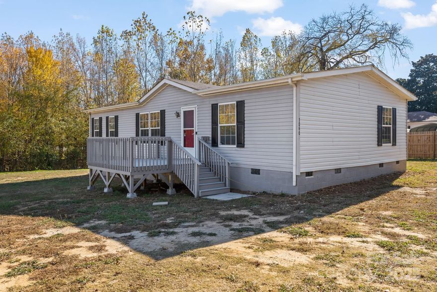Come check out this well maintained manufactured home conveniently located near the highway make commuting to the concord/charlotte area a breeze! This home features 3 beds, 2 baths, central HVAC, a spacious floor plan and more! Schedule your showing today, before this one is gone!