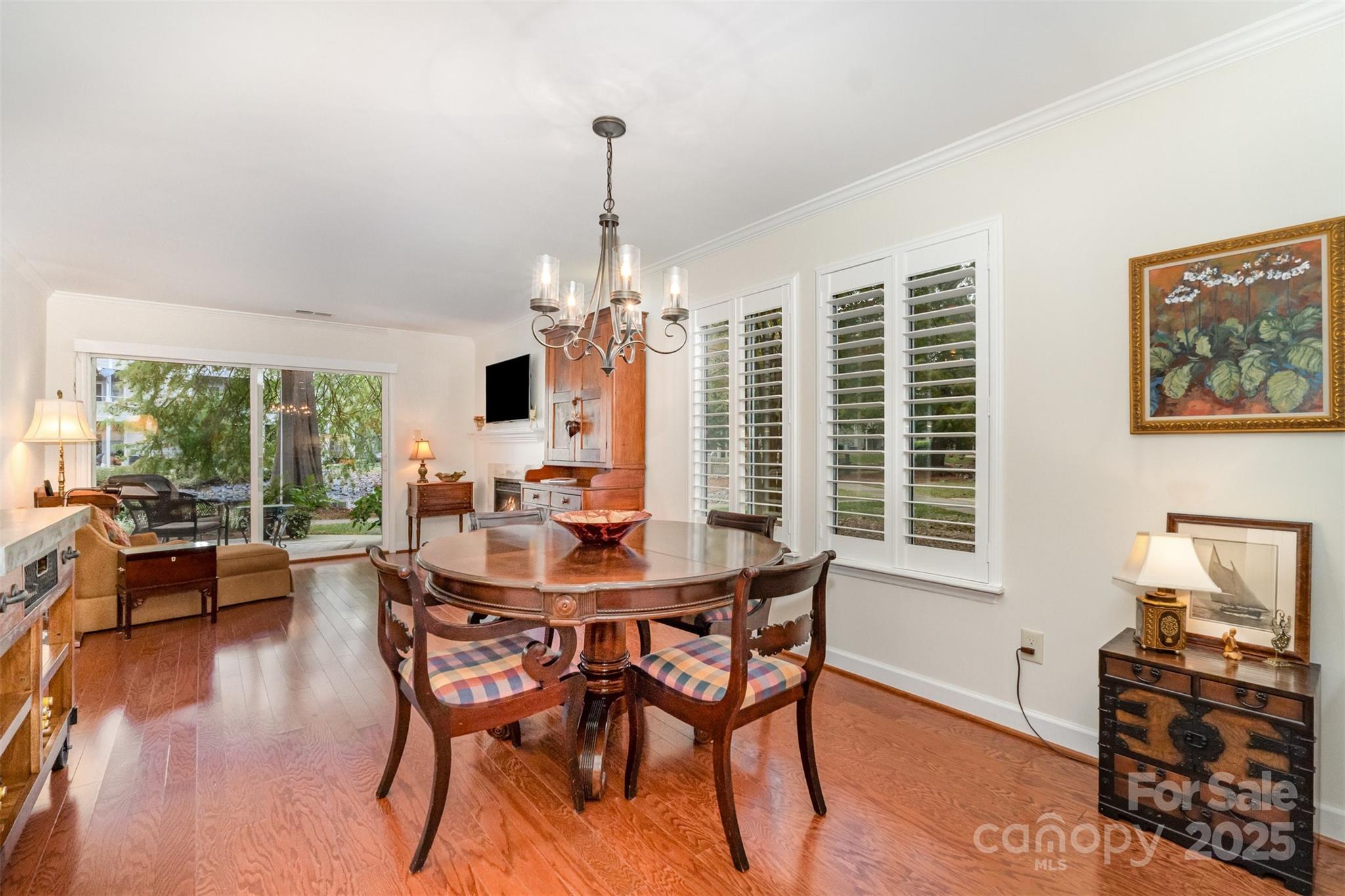 2525 Stockbridge Drive