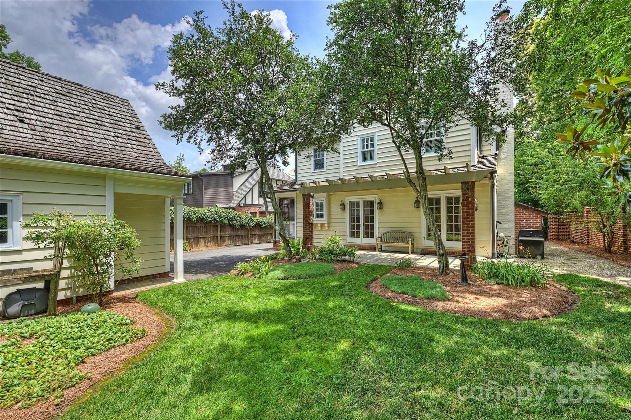 Myers Park - Residential