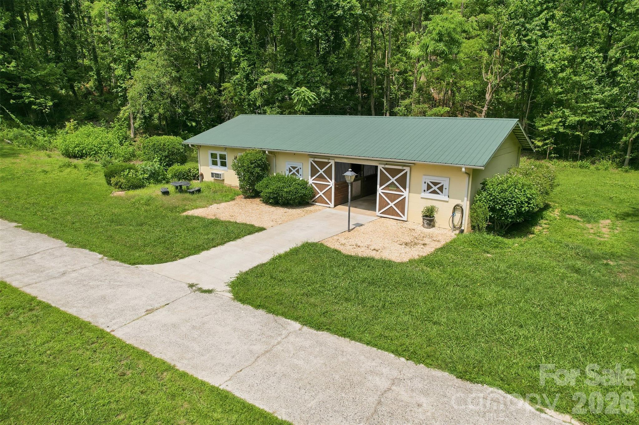 811 Butter Street