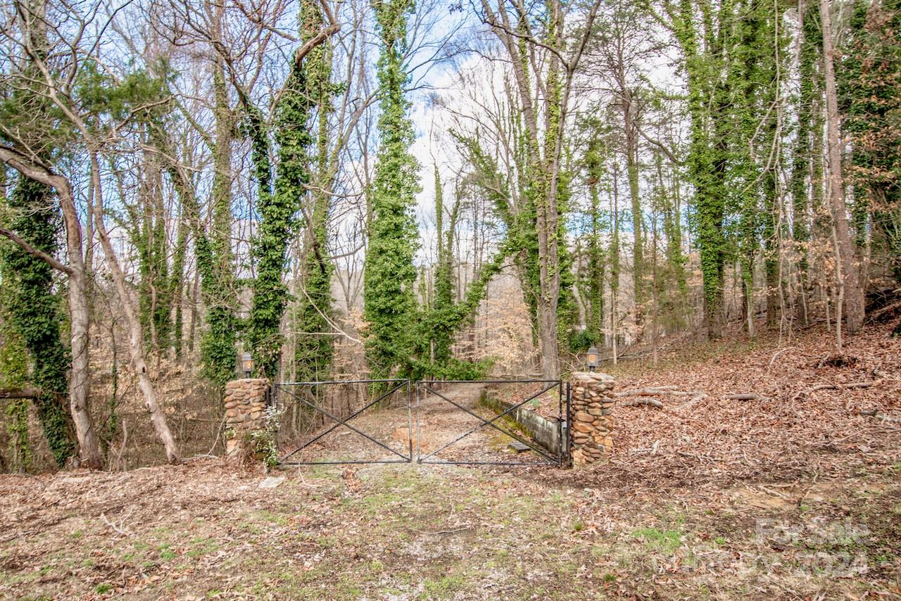 156 Beaten Path Road