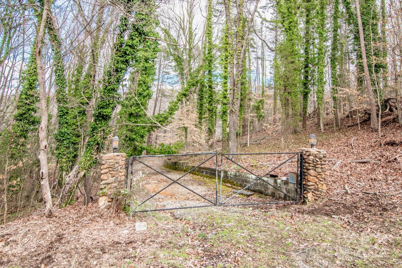 156 Beaten Path Road