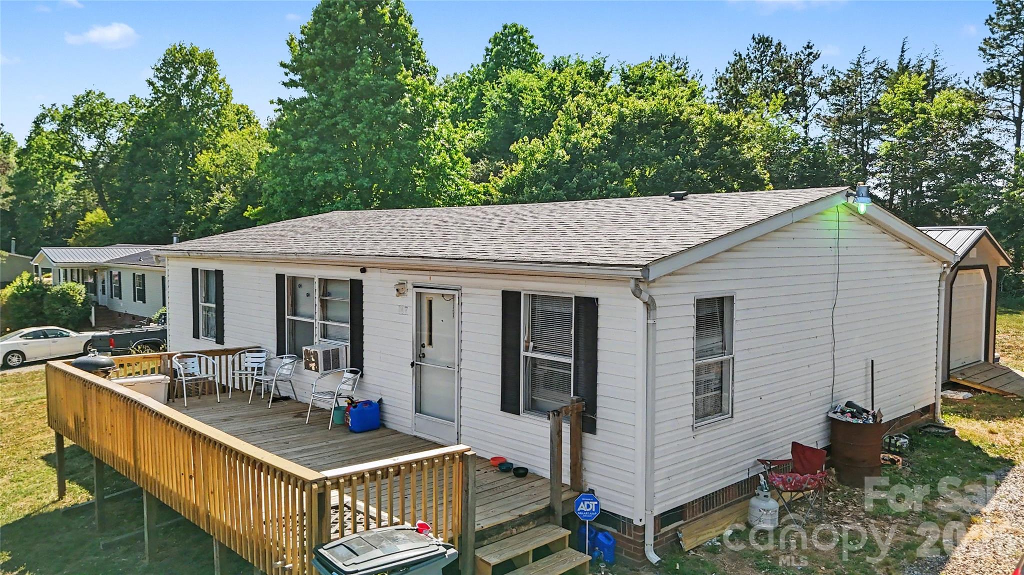 147 Arlie Loop