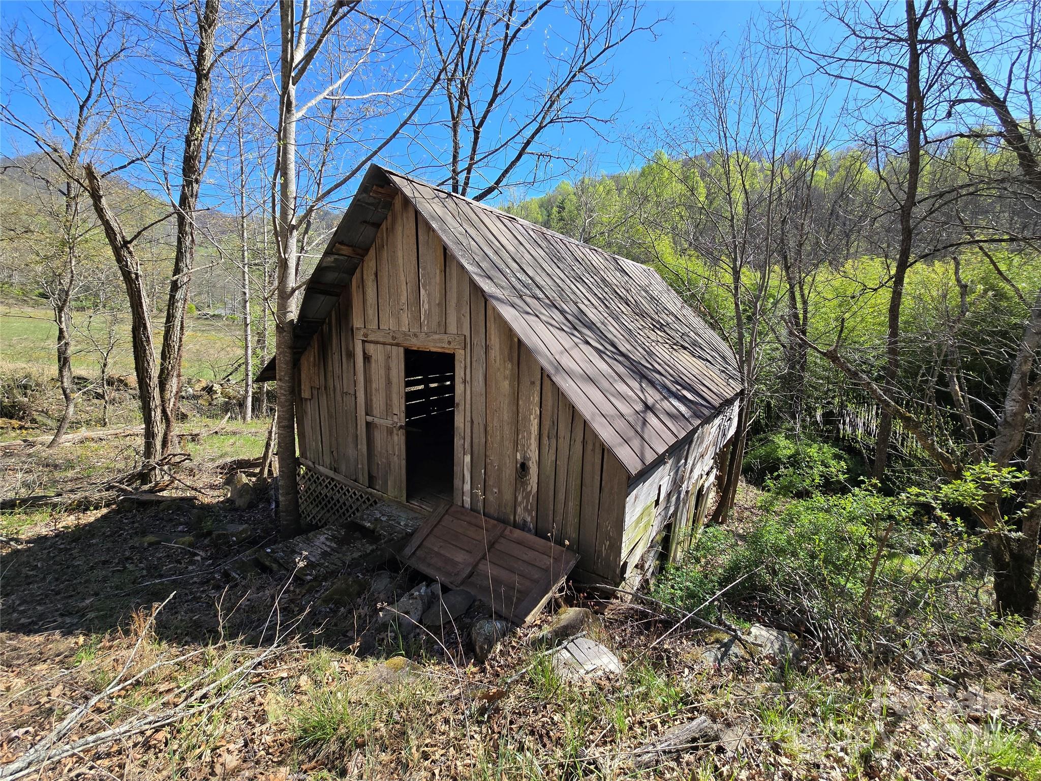 318 Brown Mountain Drive