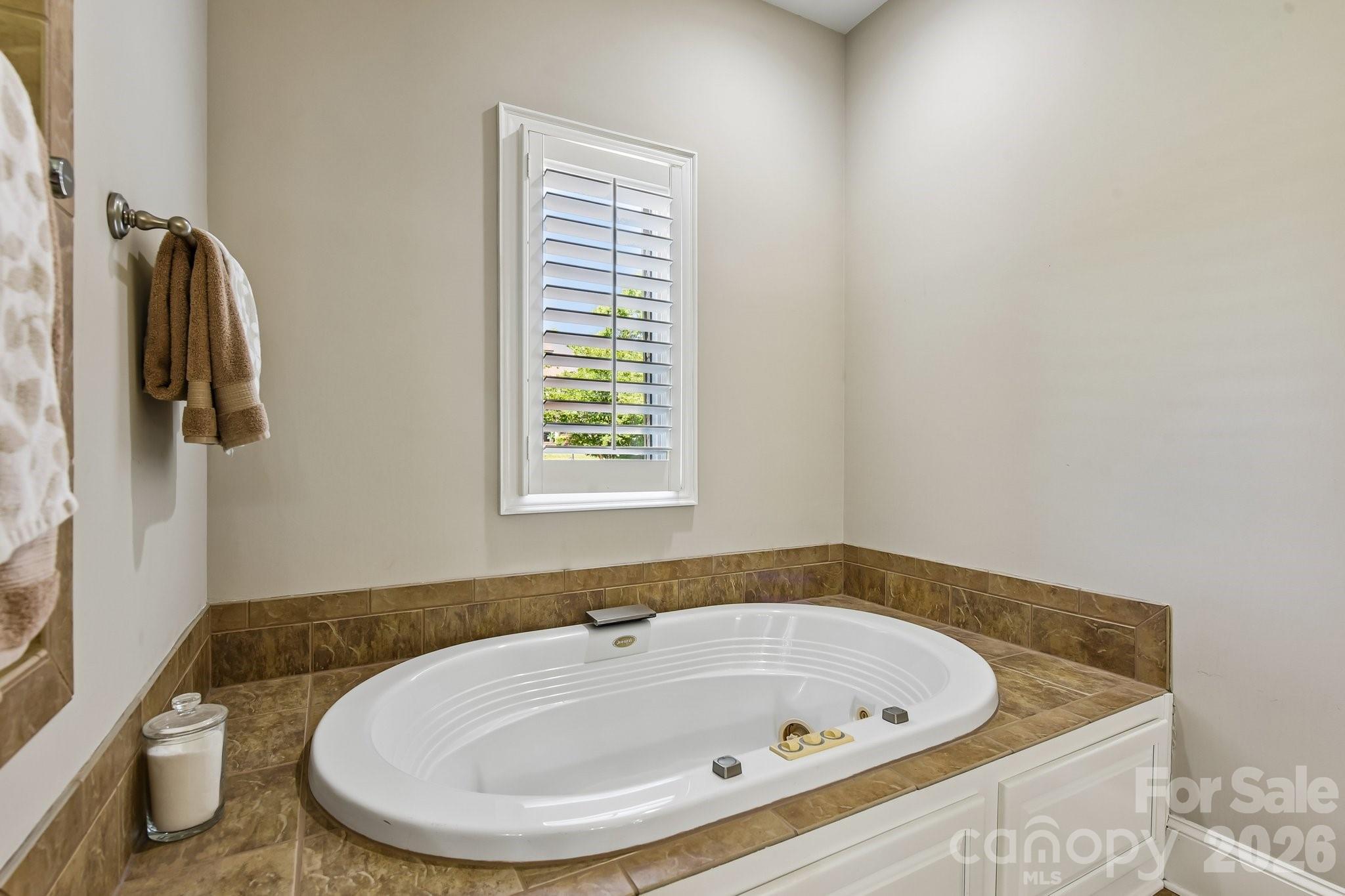 Longview - Residential