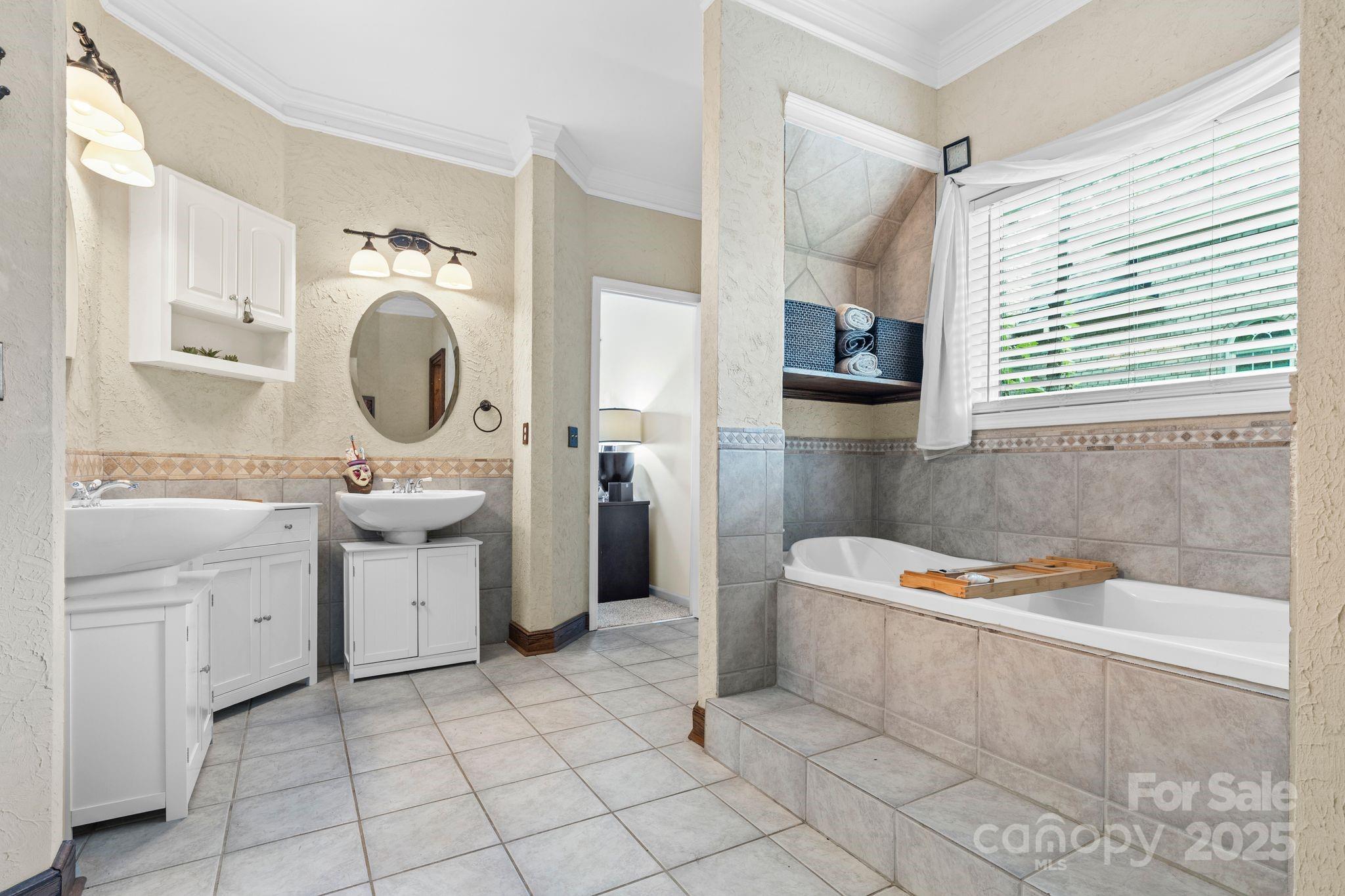 Regent Park - Residential