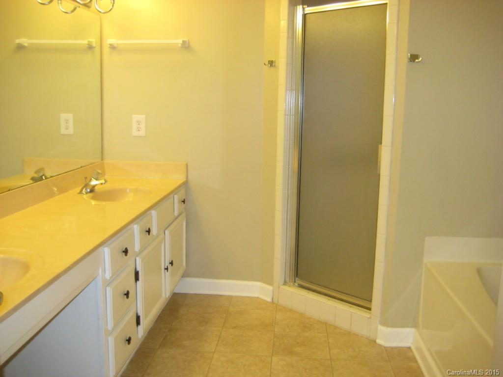 Wimbleton Woods - Residential