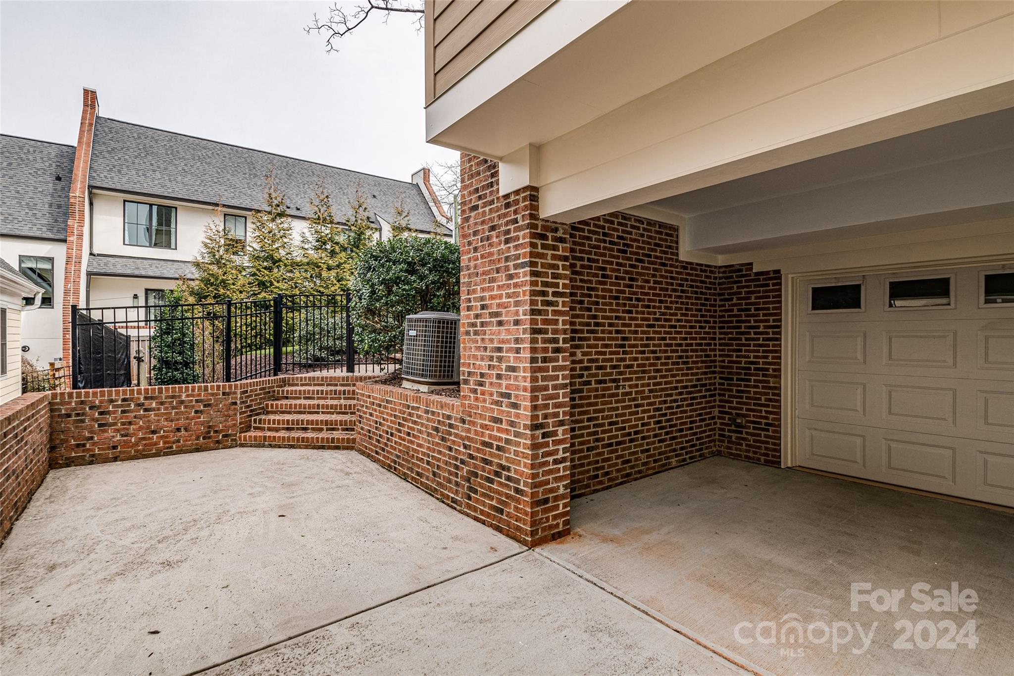 Myers Park - Residential