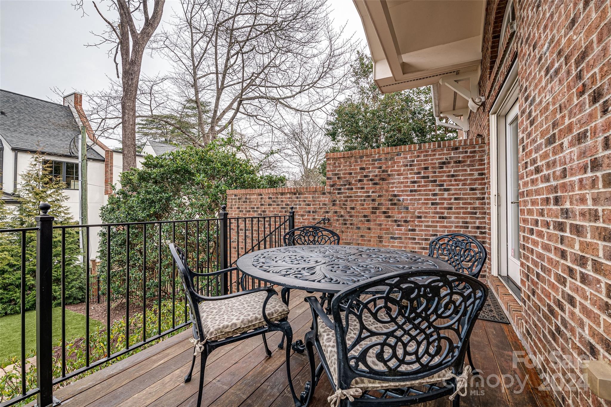 Myers Park - Residential