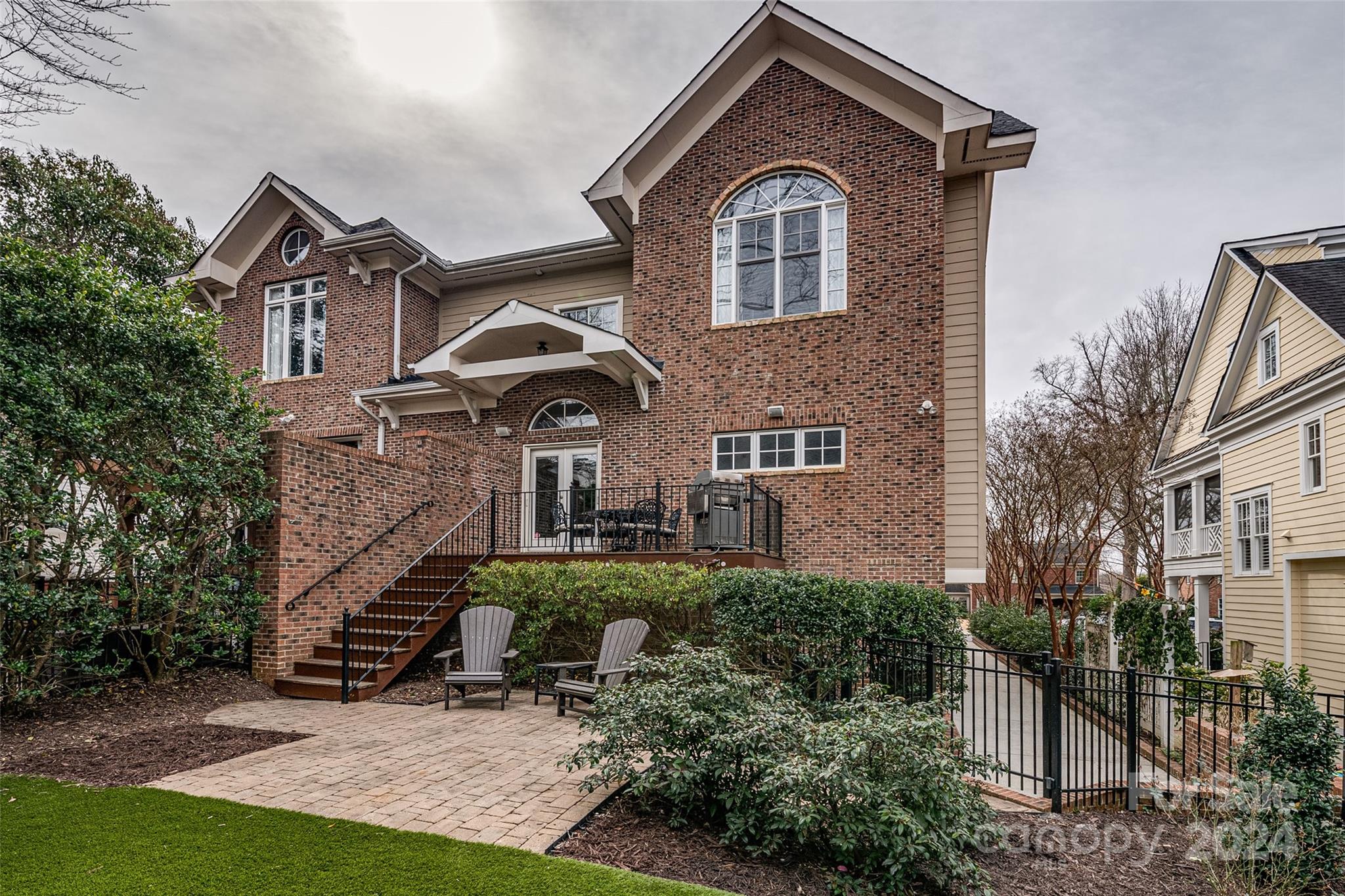 Myers Park - Residential