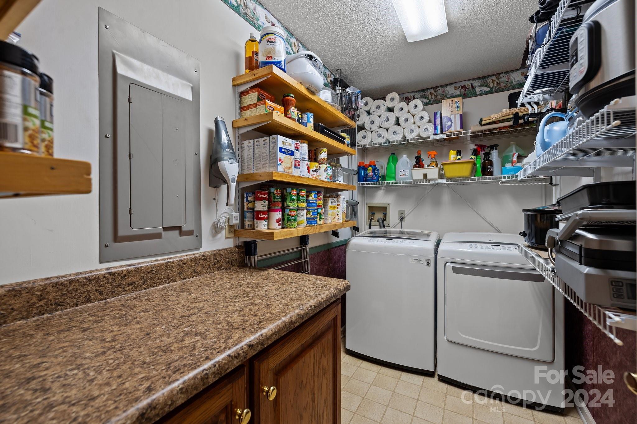 Hickory Ridge - Residential