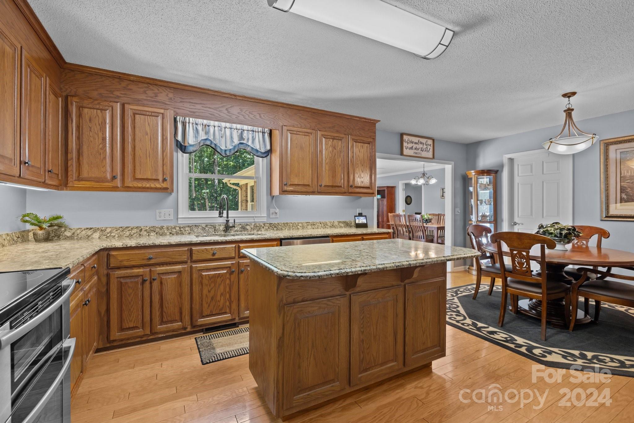 Hickory Ridge - Residential