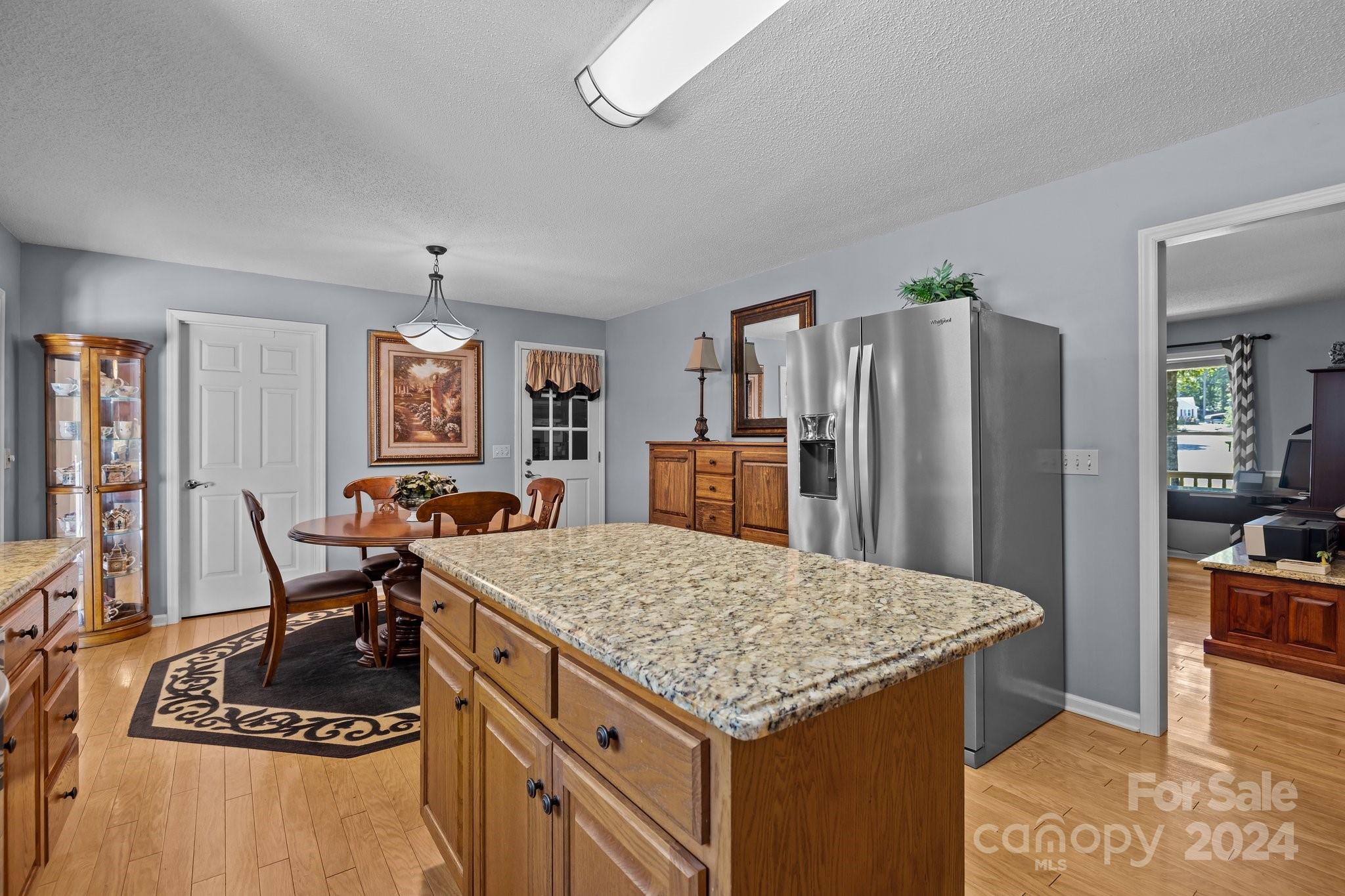 Hickory Ridge - Residential