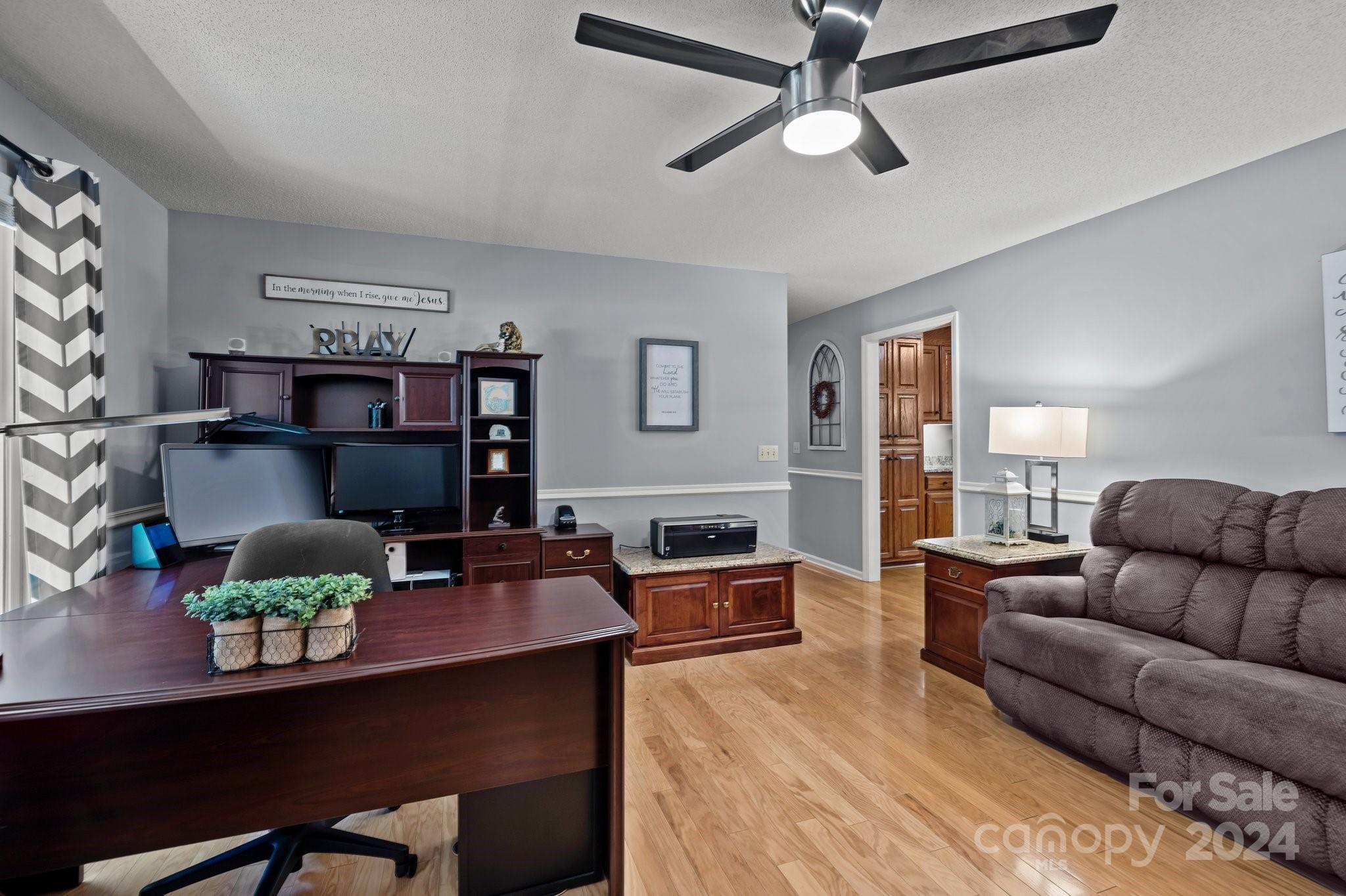 Hickory Ridge - Residential