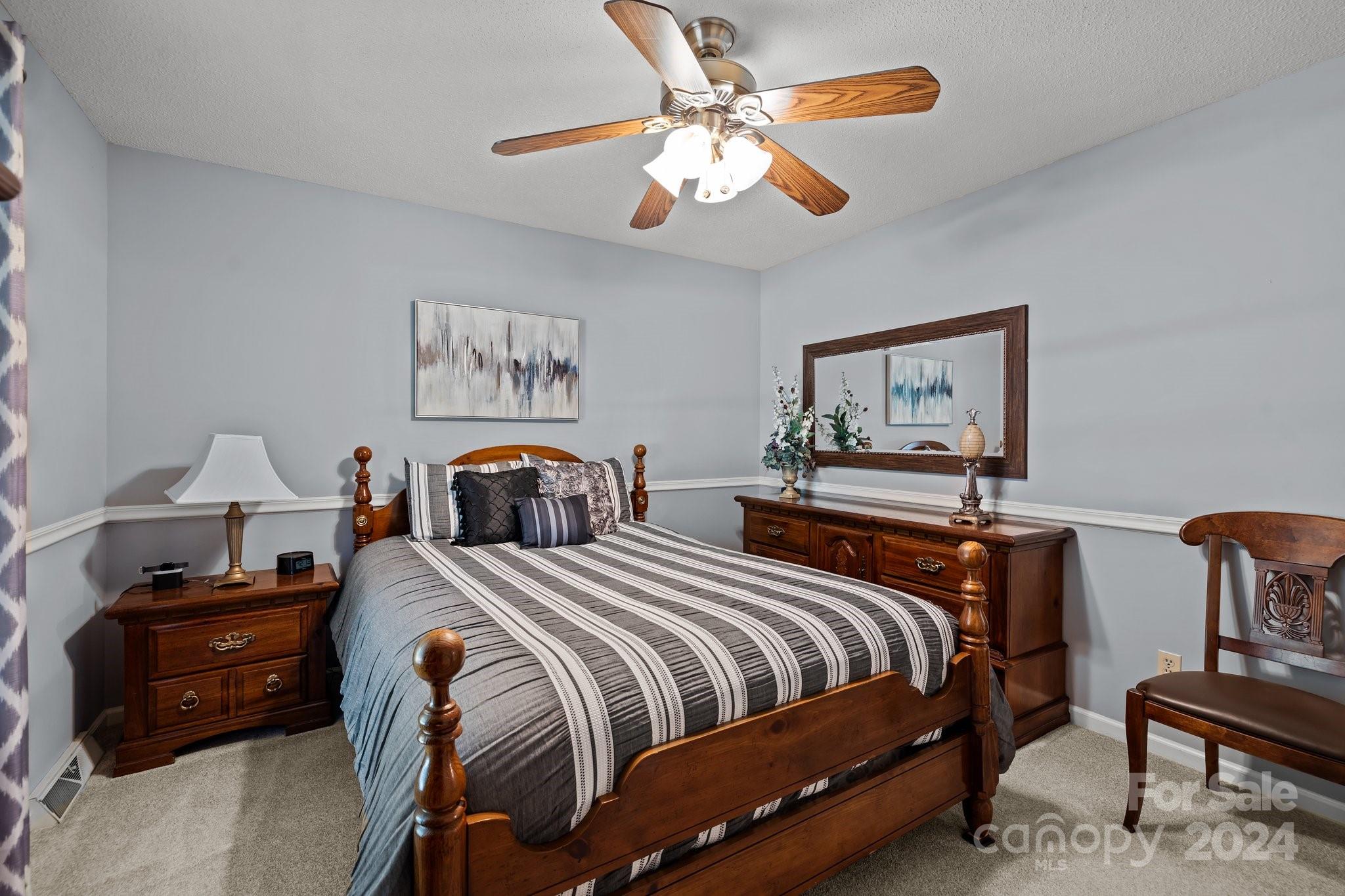 Hickory Ridge - Residential