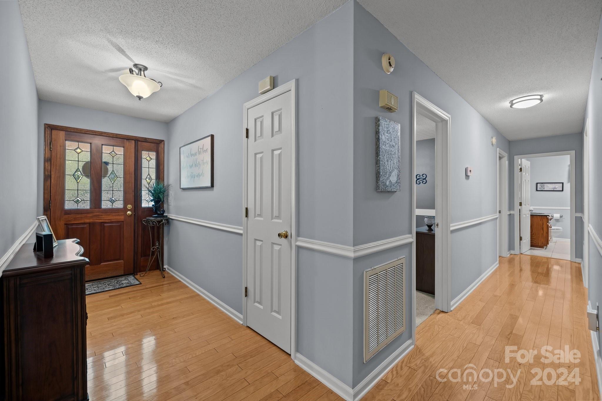 Hickory Ridge - Residential