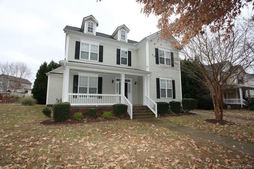 Great home in Oakhurst Community! Dining Room and Huge Great Room that opens to kitchen with bar seating. Hardwood floors throughout dining and kitchen. Kitchen has granite countertops and all new stainless steel appliances. Great community with tree lined streets and community pool! Minutes to Birkdale!