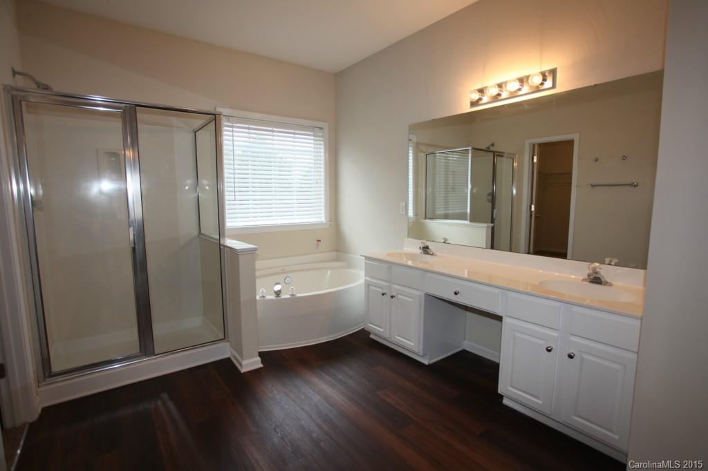 Oakhurst - Residential Lease