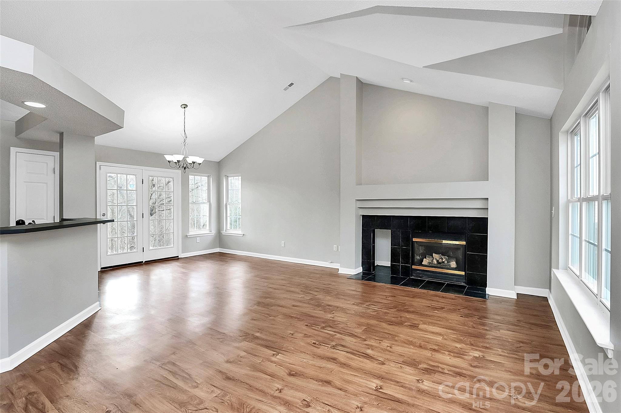 1044 Sandy Point Drive SW