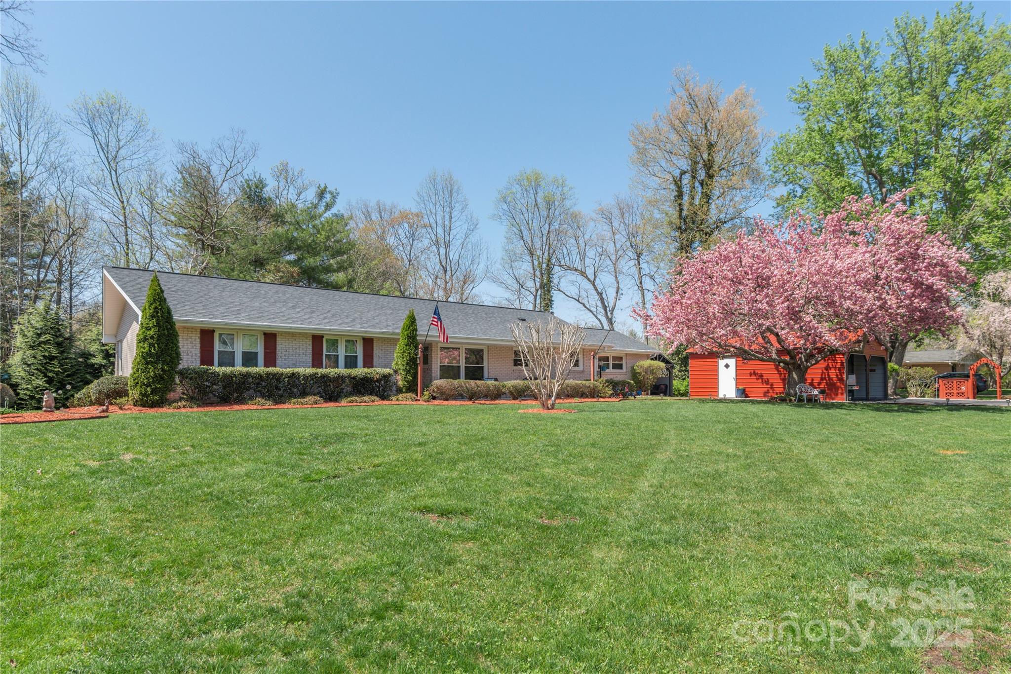 307 Tree Haven Boulevard