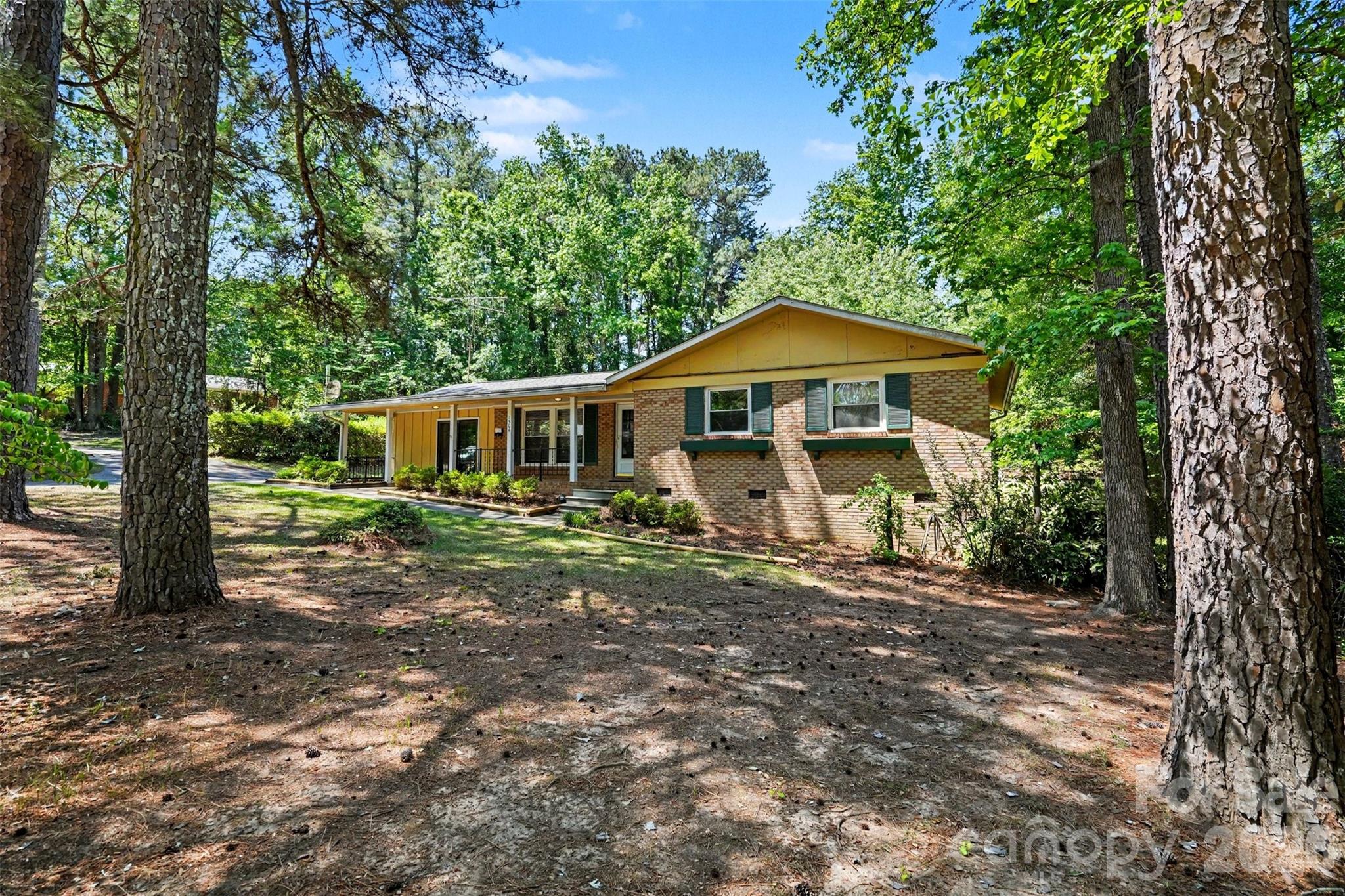 1304 Shannon Drive