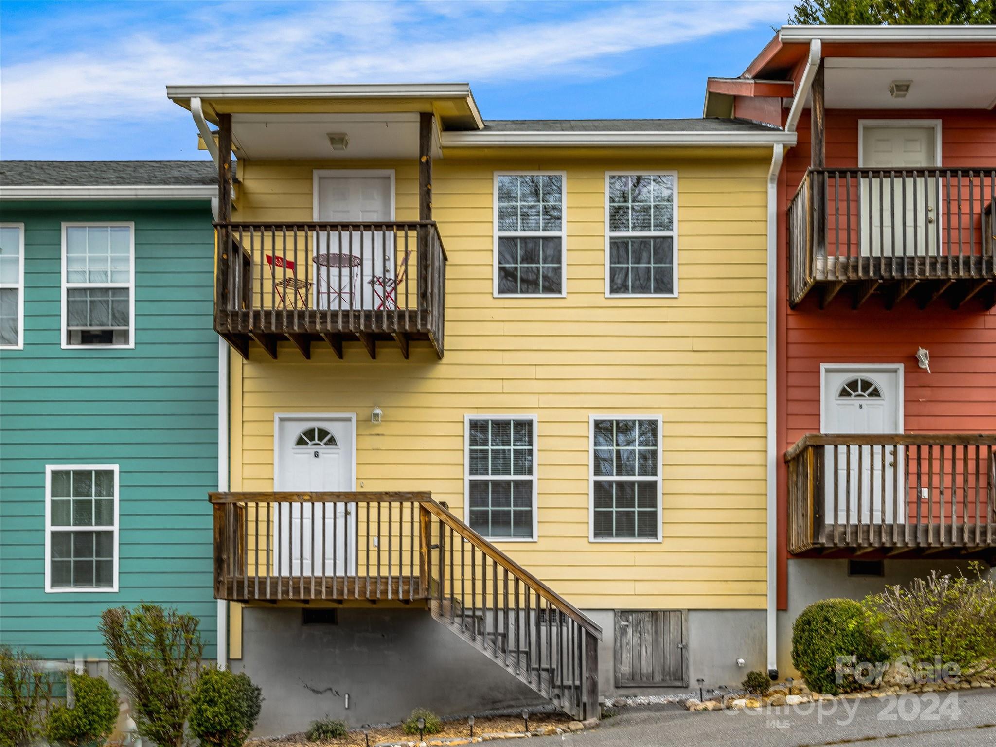 King's Court - Residential