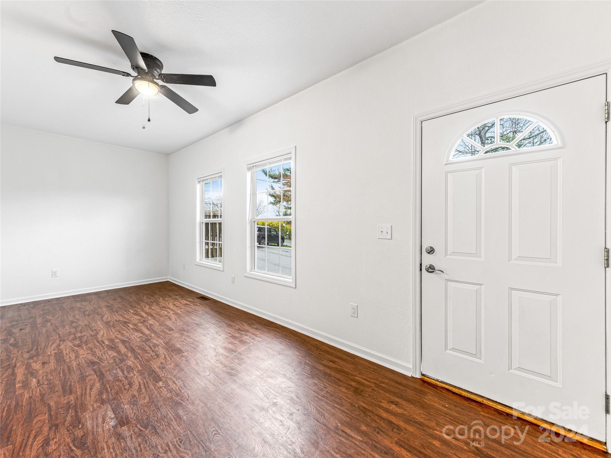 King's Court - Residential