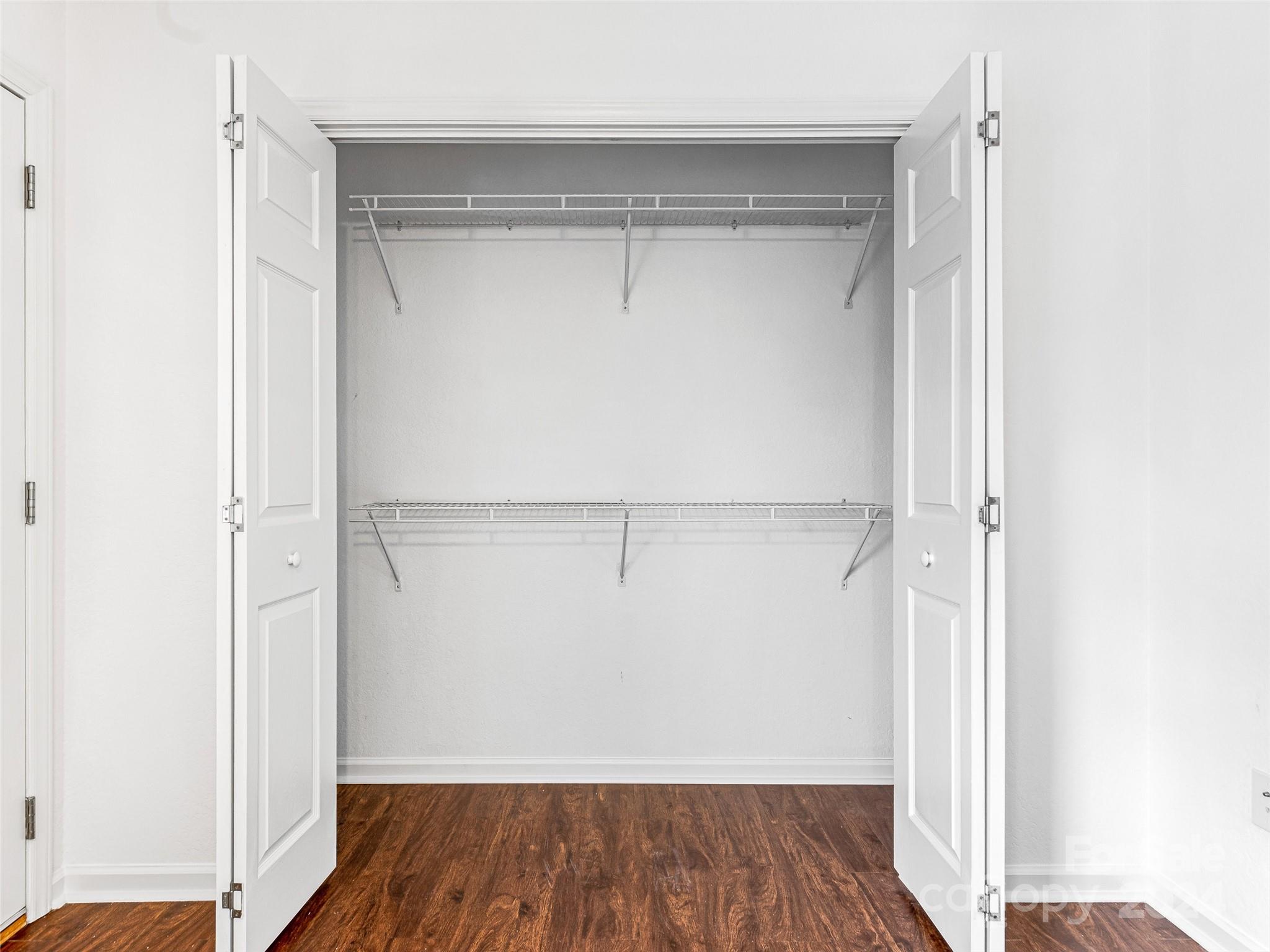 King's Court - Residential