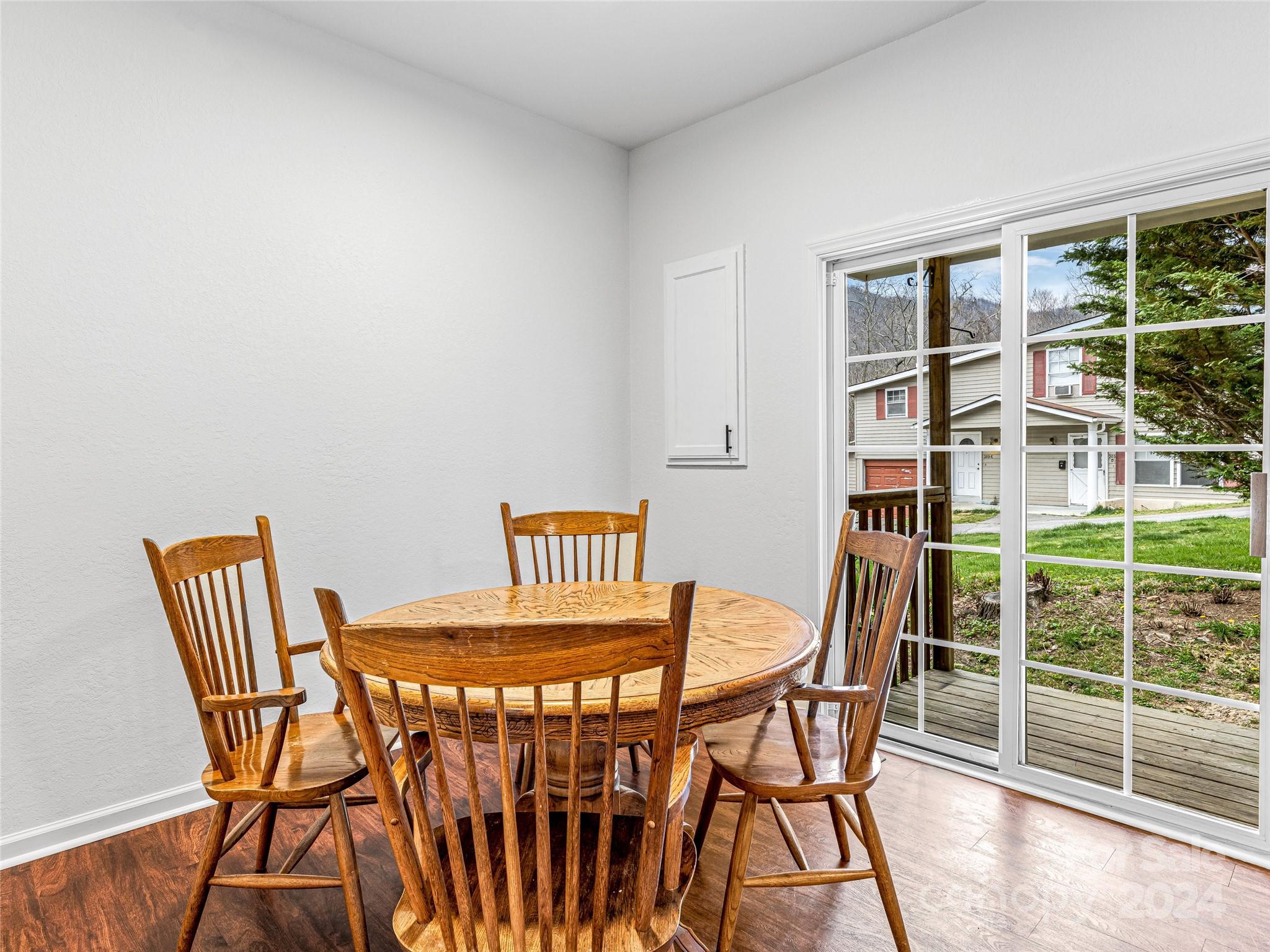 King's Court - Residential