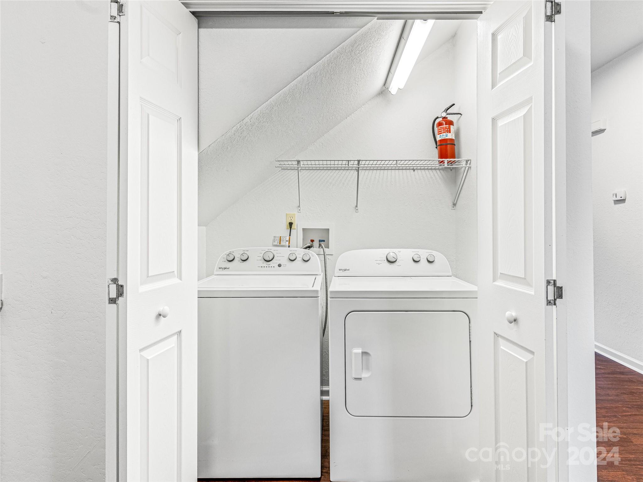 King's Court - Residential