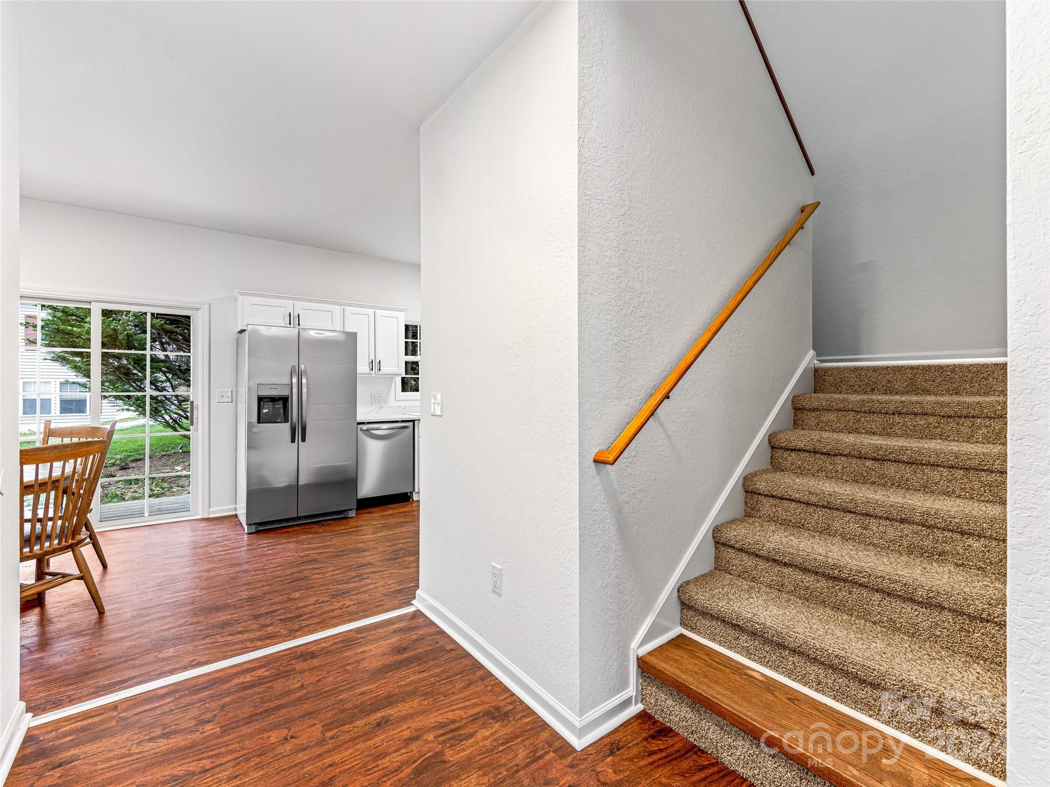 King's Court - Residential