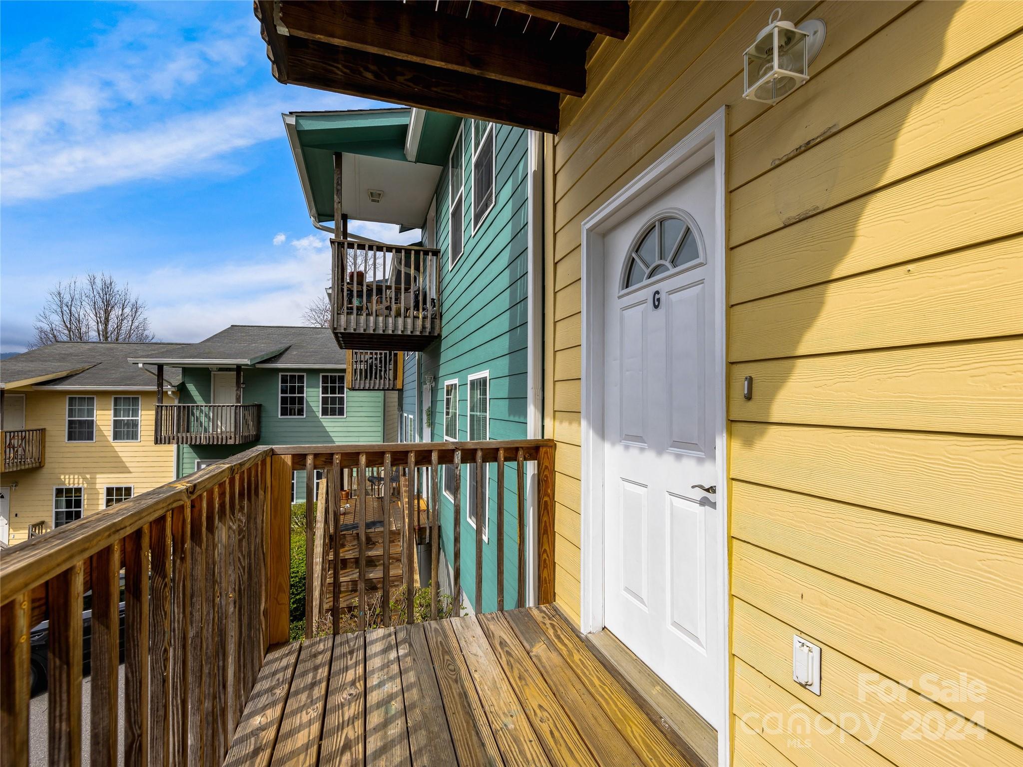 King's Court - Residential