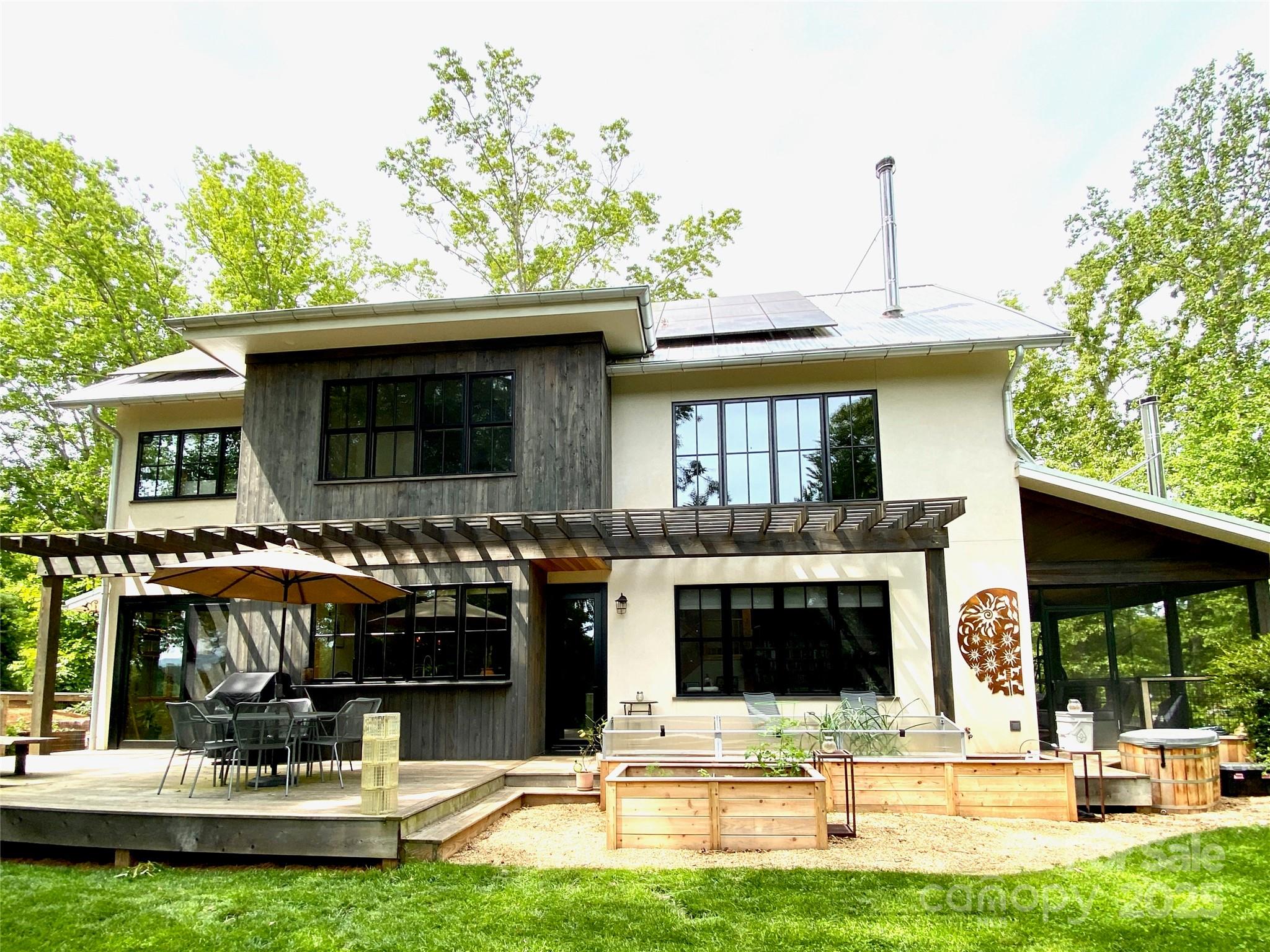 7 Bee Balm Way