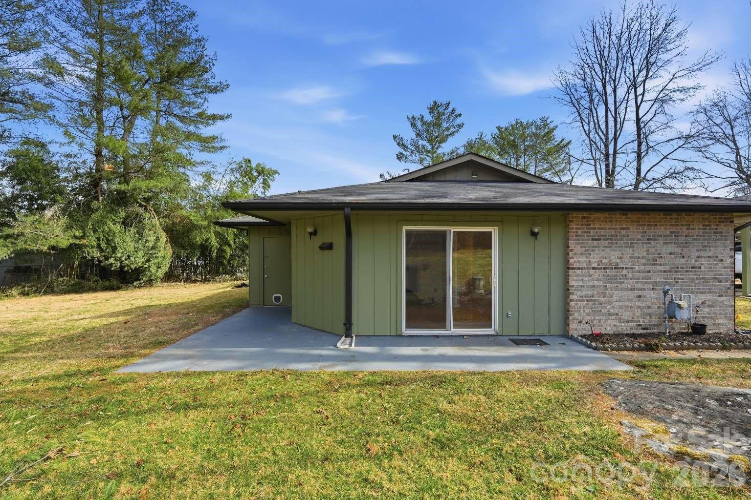 714 Farmington Circle