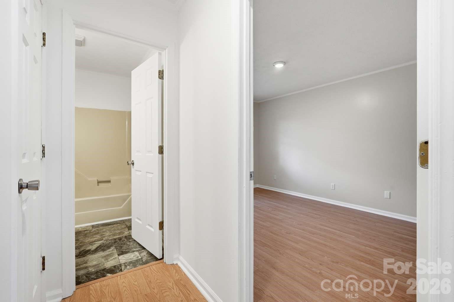 Farmington Knoll - Residential