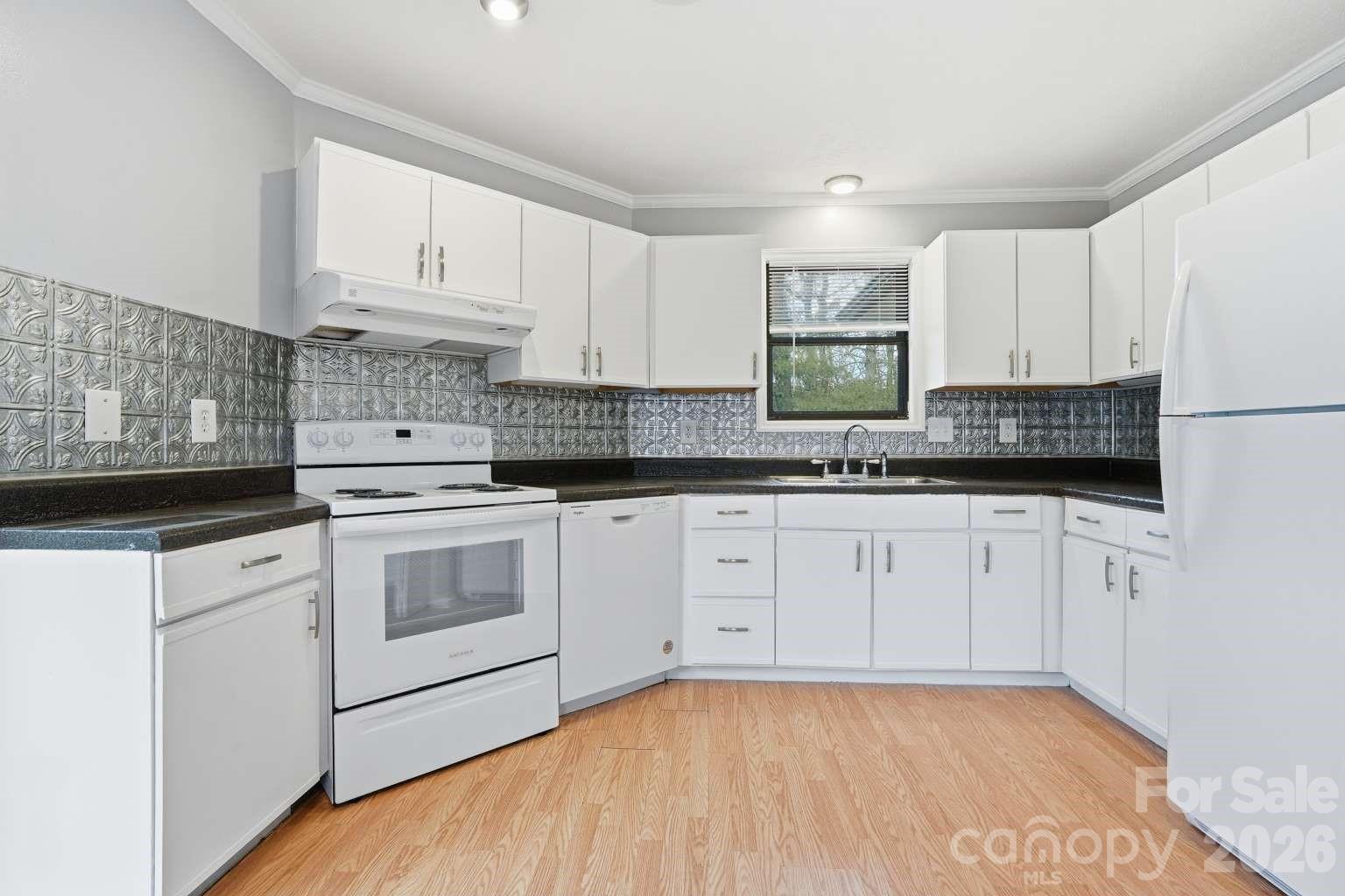 Farmington Knoll - Residential