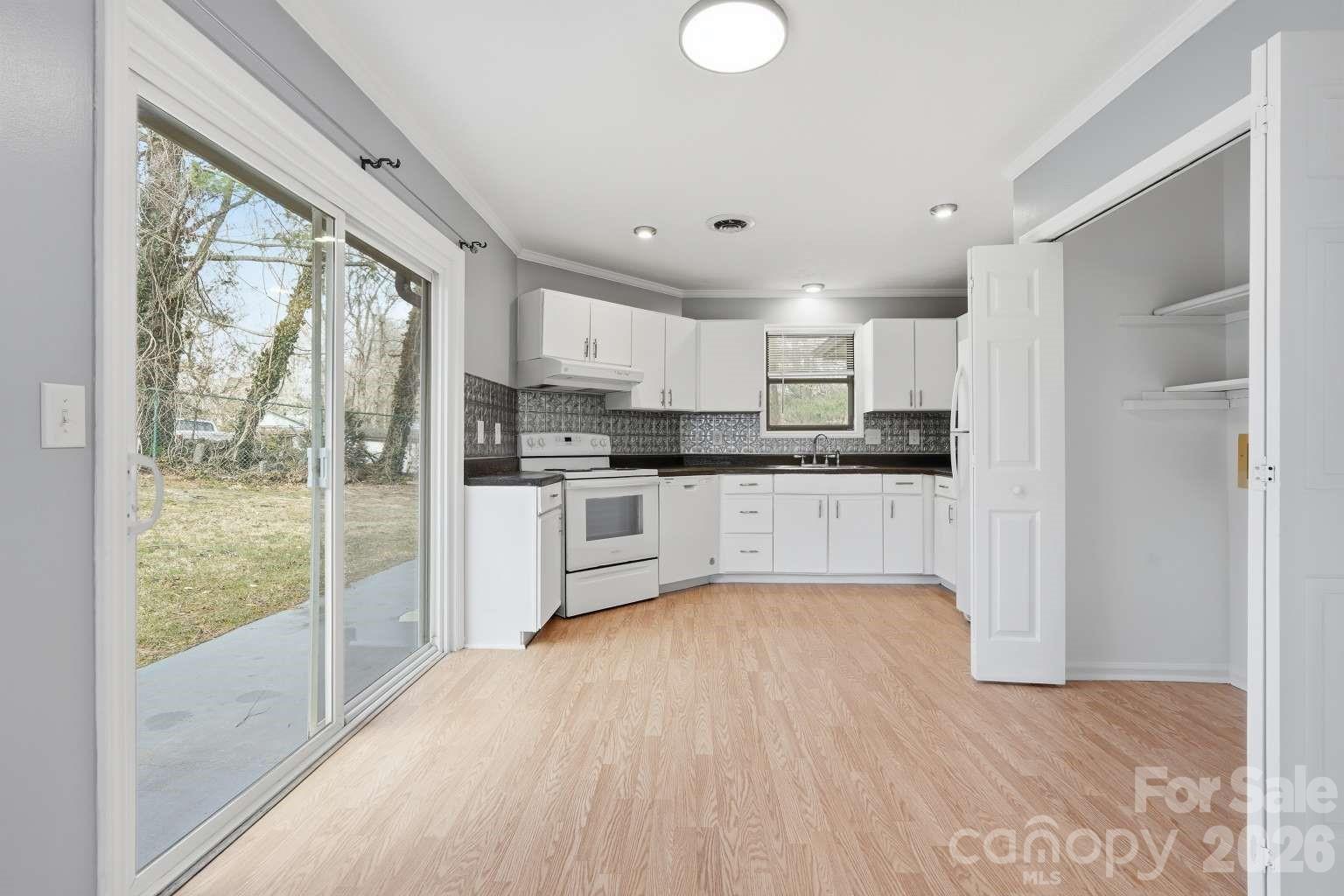 Farmington Knoll - Residential