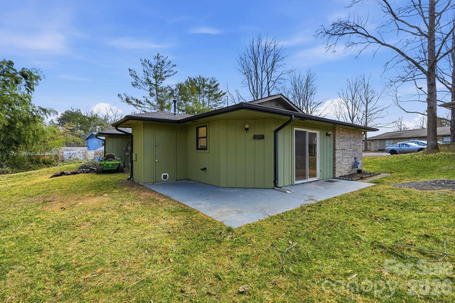 714 Farmington Circle