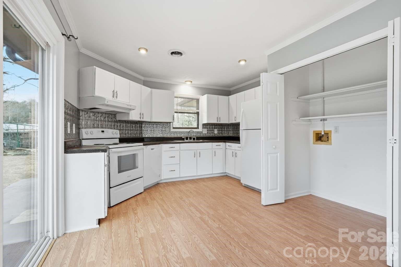 Farmington Knoll - Residential