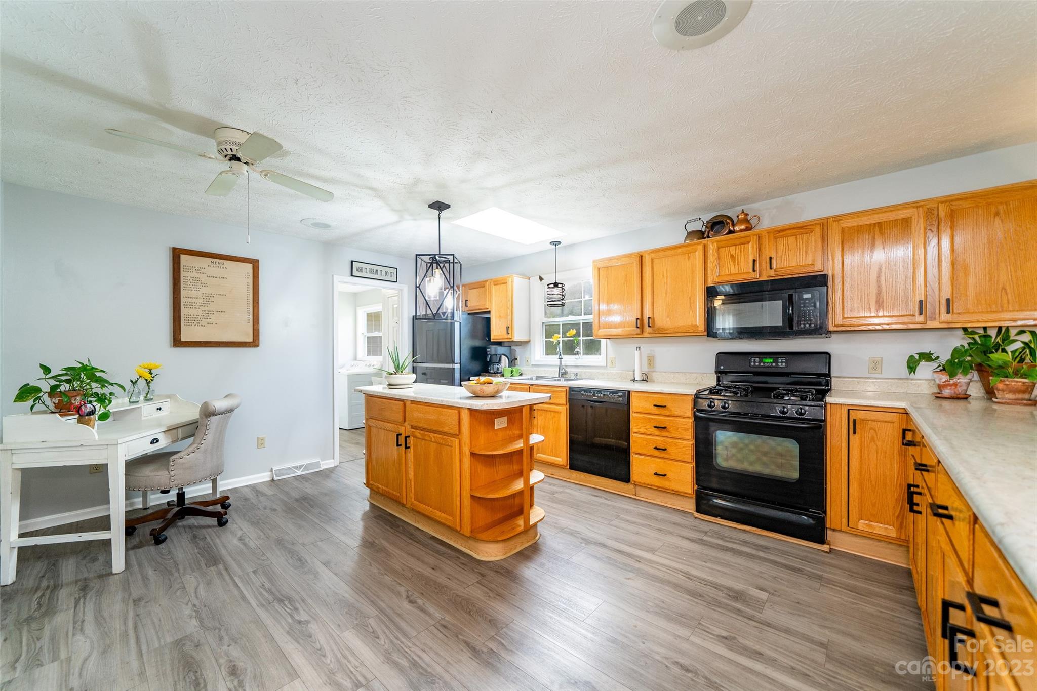 Meadows of Etowah - Residential