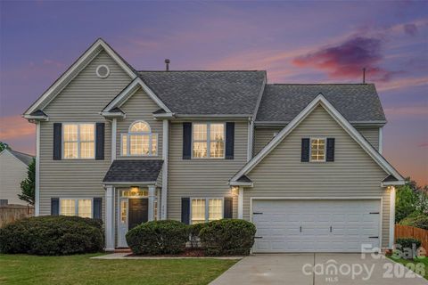 Photo of 2001 Keystone Court, Monroe, NC 28110 (MLS # 4393401)
