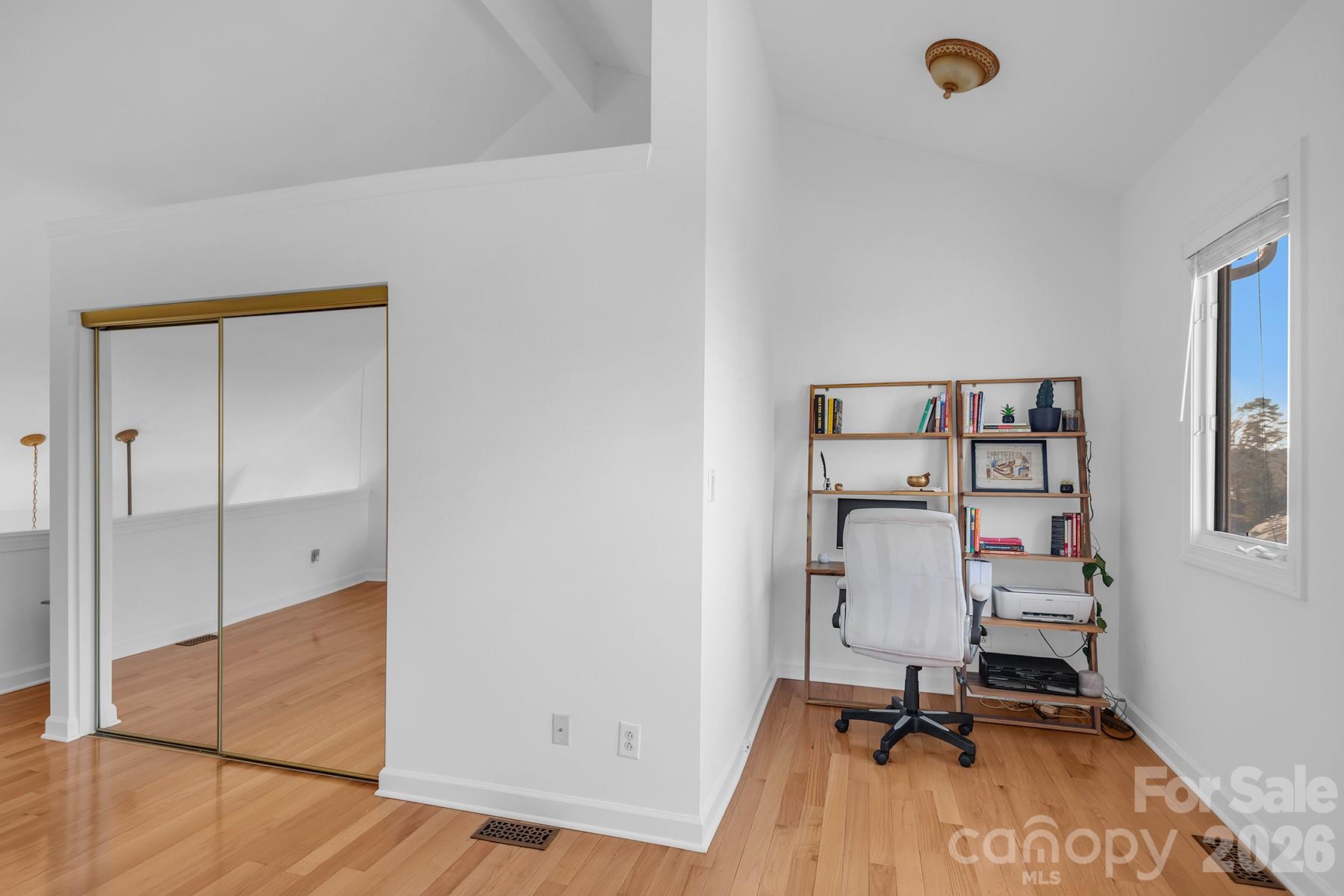 The Yachtsman - Residential