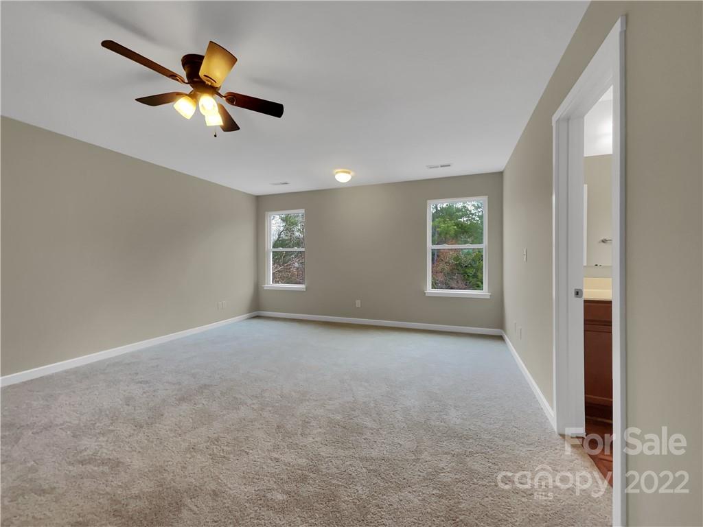 Ellis Pond - Residential