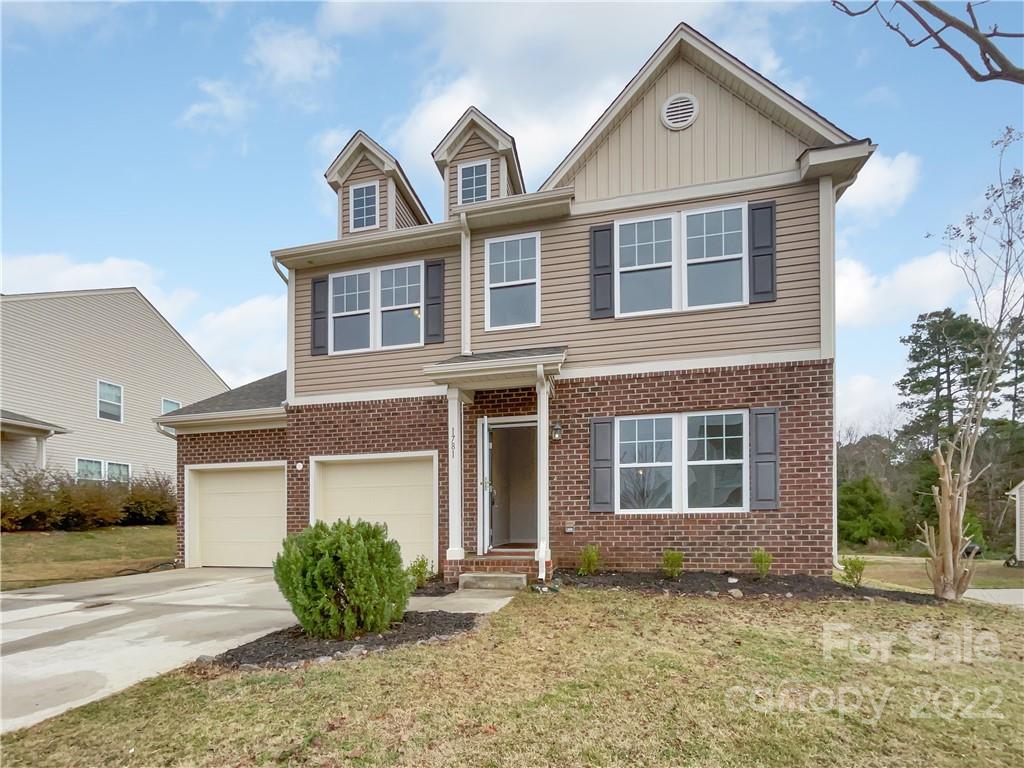 Ellis Pond - Residential