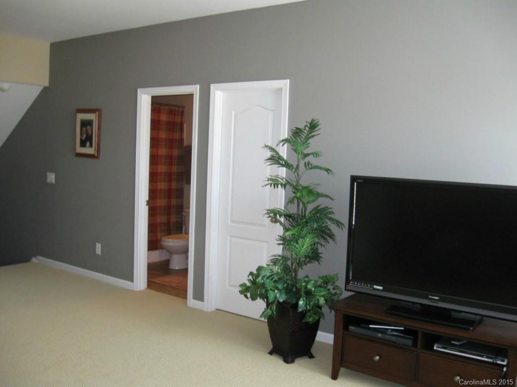 Reserve At Gold Hill - Residential