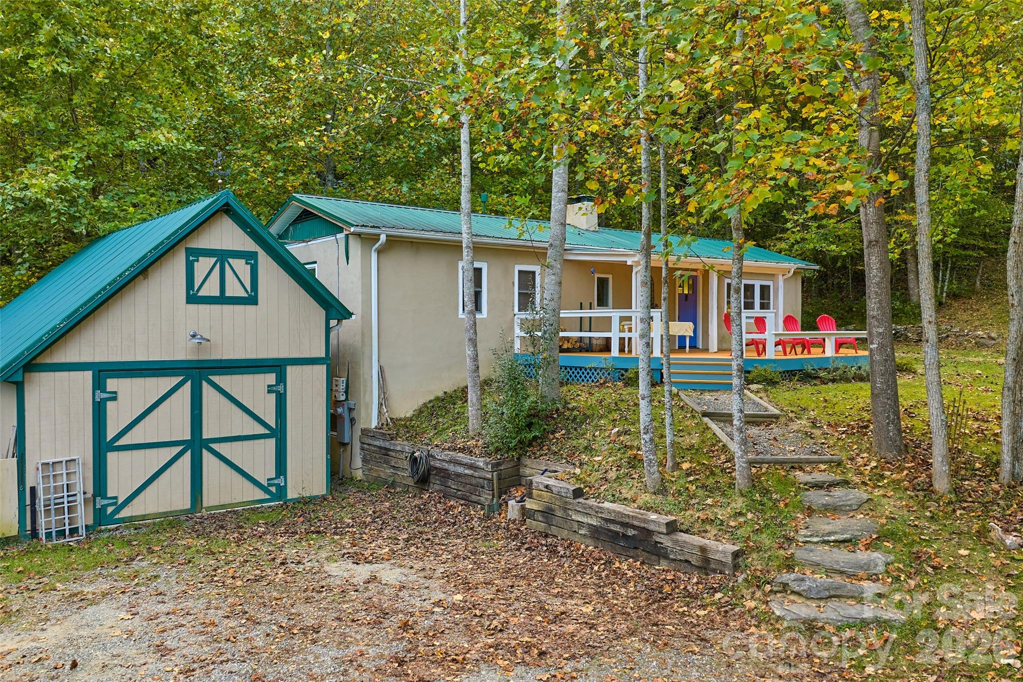 1087 N Turkey Creek Road