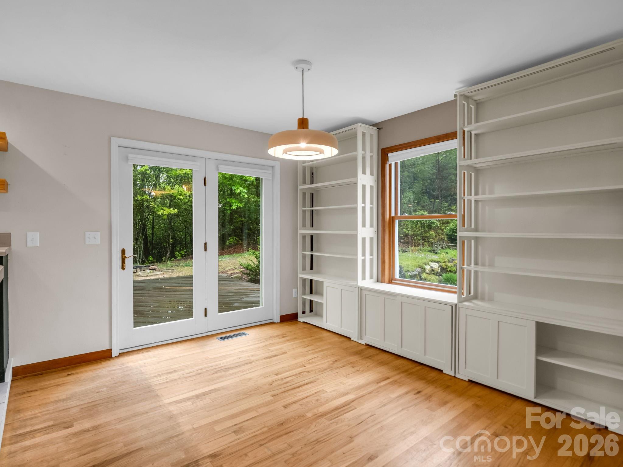 Mountain-Aire Estates - Residential