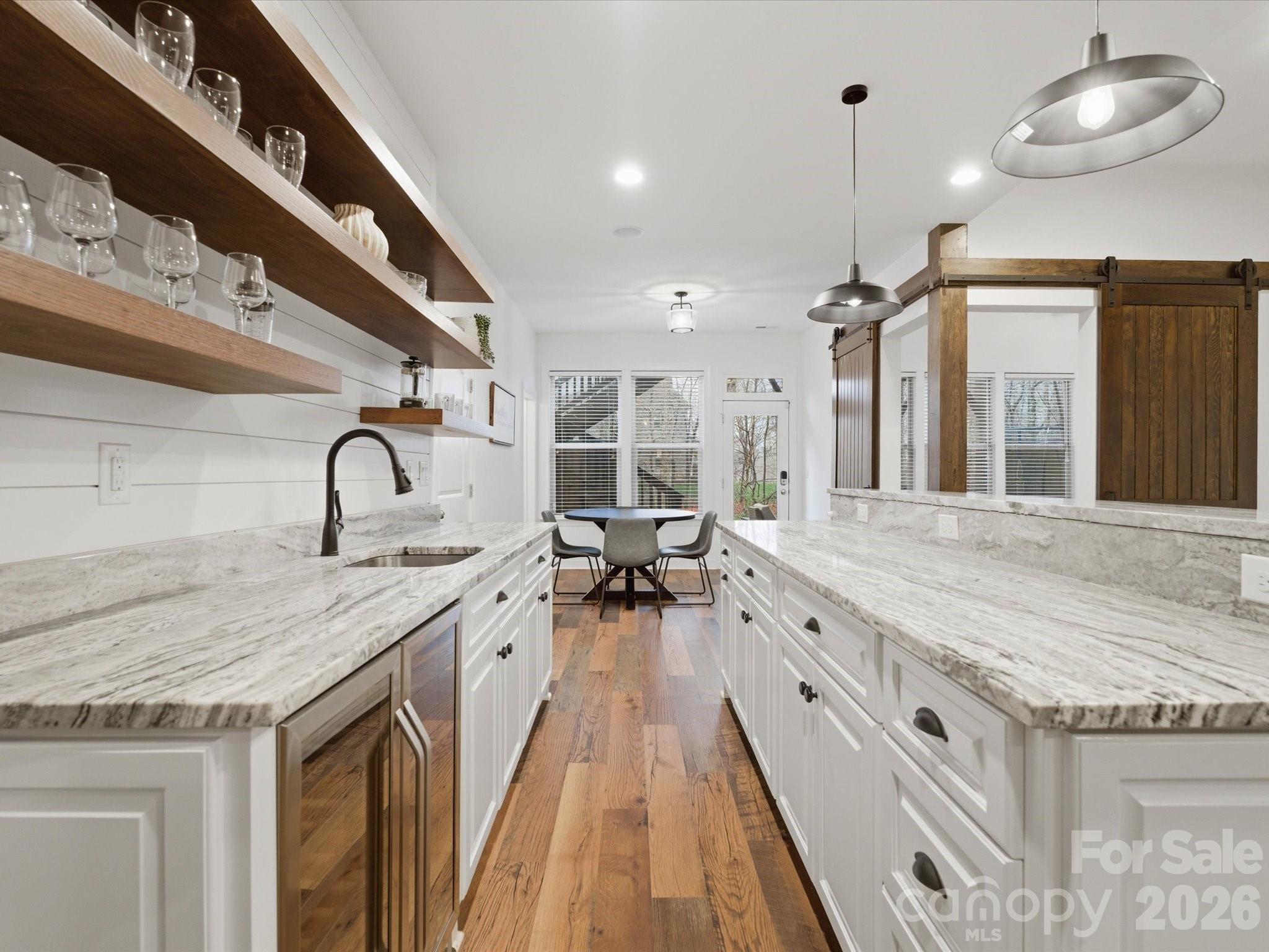 Barber Rock - Residential