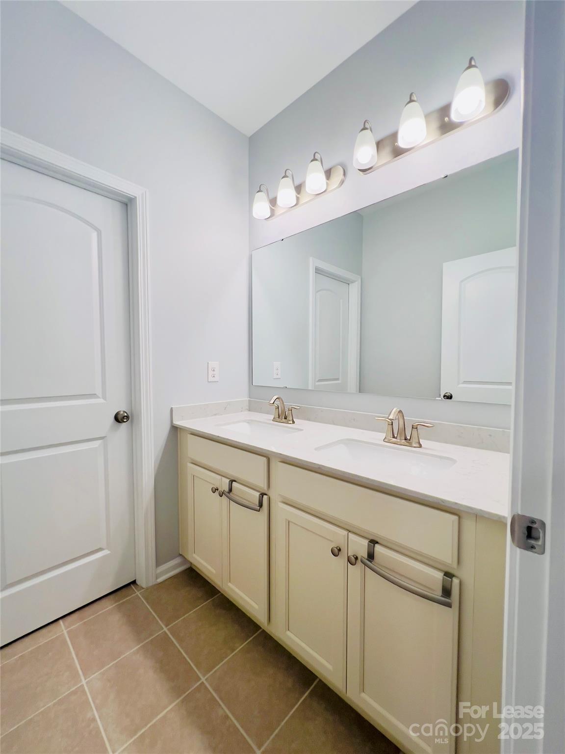 Cedarvale Farms - Residential Lease