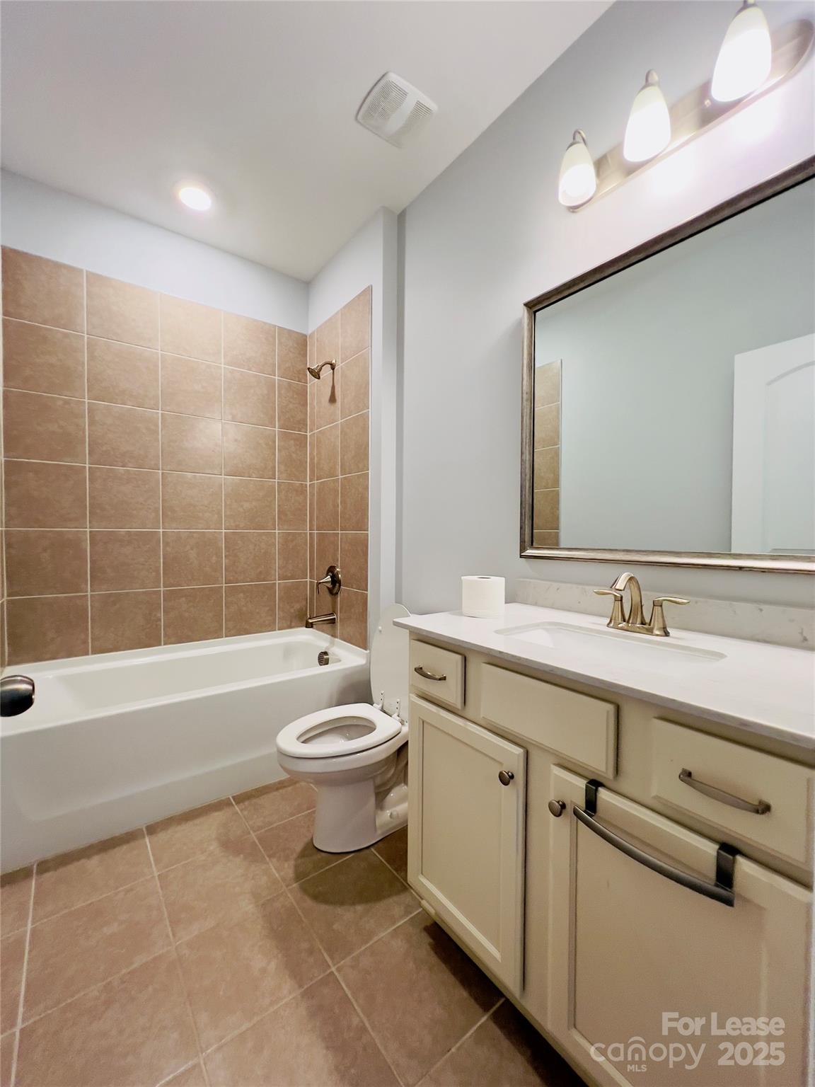 Cedarvale Farms - Residential Lease